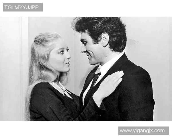 女朋友迷恋足球明星背后的故事与情感纠葛